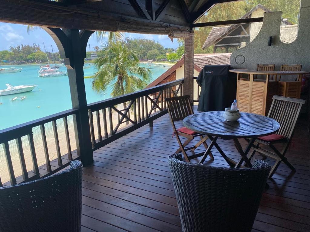 Grand Baie Seaview Penthouse Daire Dış mekan fotoğraf