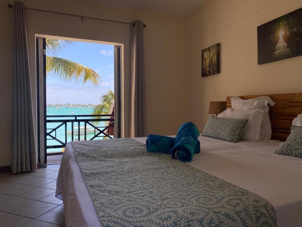 Grand Baie Seaview Penthouse Daire Dış mekan fotoğraf