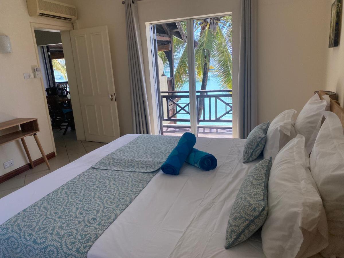 Grand Baie Seaview Penthouse Daire Dış mekan fotoğraf